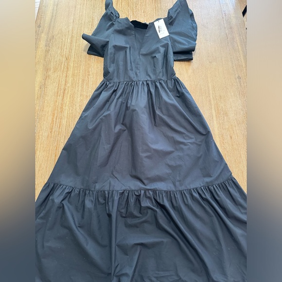 Women's Flutter Short Sleeve Poplin Tiered
Midi Dress - A New Day™ Black… - Picture 3 of 3